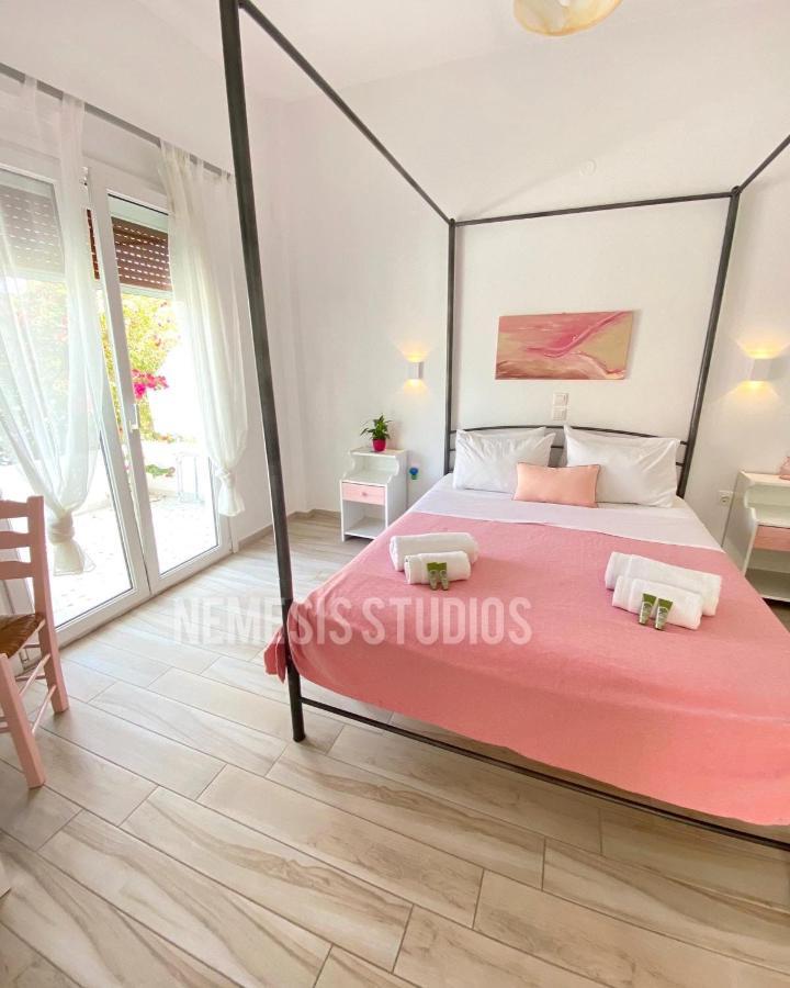 Nemesis Studios Aegina Екстер'єр фото